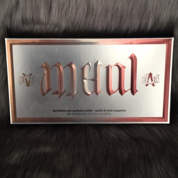 Kat Von D MetalMatte Mini Eyeshadow Palette - Picture 4 of 7